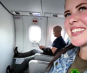 Manken ve Lover, Tayland'da ilk gün Tatilde Sex'i meşgul