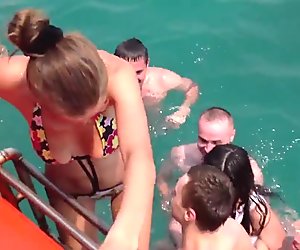 Russian teen fuck in Thai sea