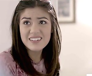teenager daughter get fingerblasted by step-father